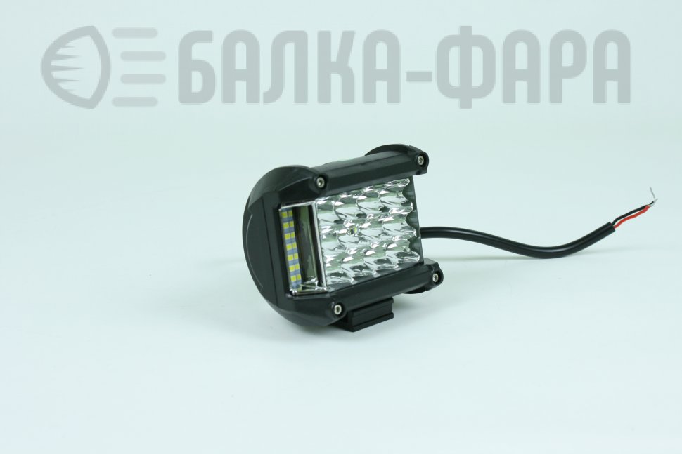 Светодиодная фара дальнего света с боковой засветкой на 25 Ватт
